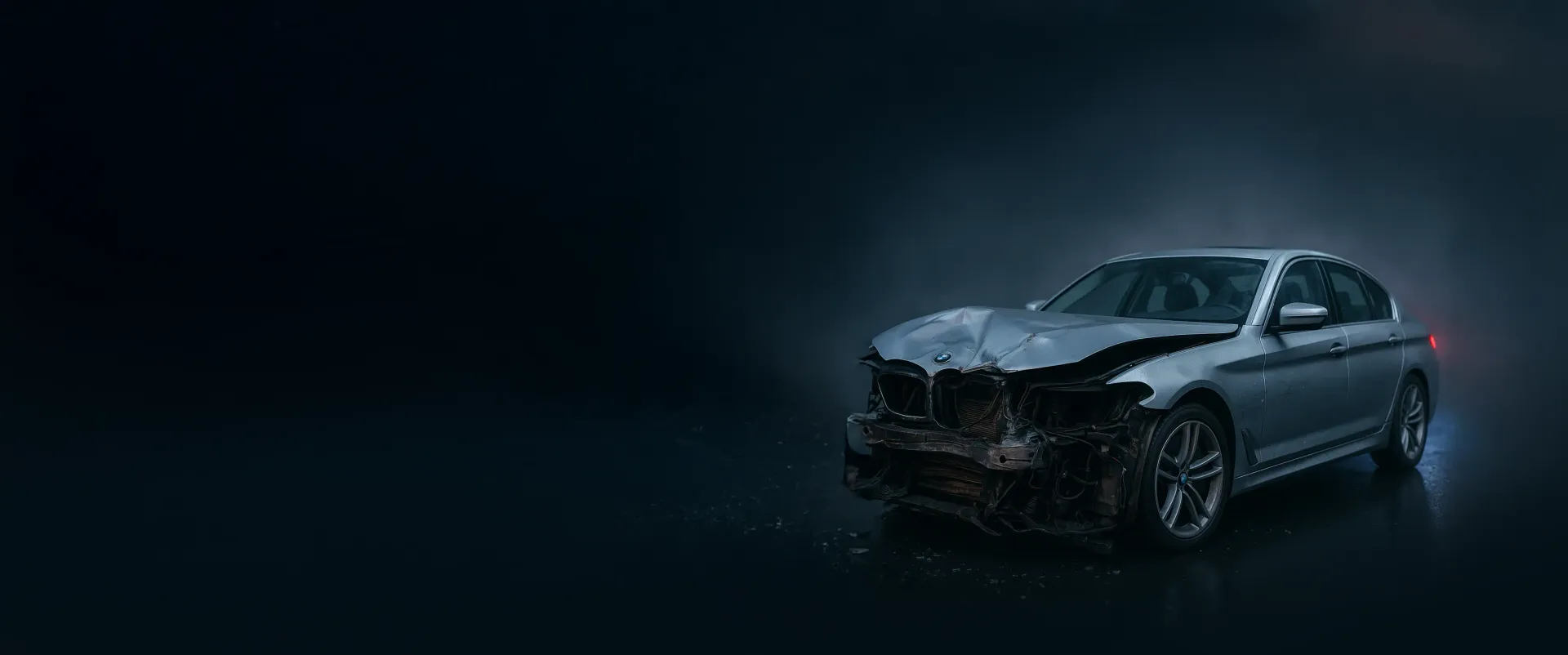 Unfallfahrzeug Hintergrund für Kfz Gutachter Remscheid und KFZ Sachverständiger Remscheid Unfallgutachten & Wertgutachten